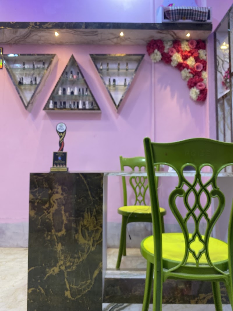 PN makeover - PN makeover, Gundicha market, Daringbadi - Phulbani Rd, near sbi bazar branch, Chidananda Nagar, Phulbani, Odisha 762001, India