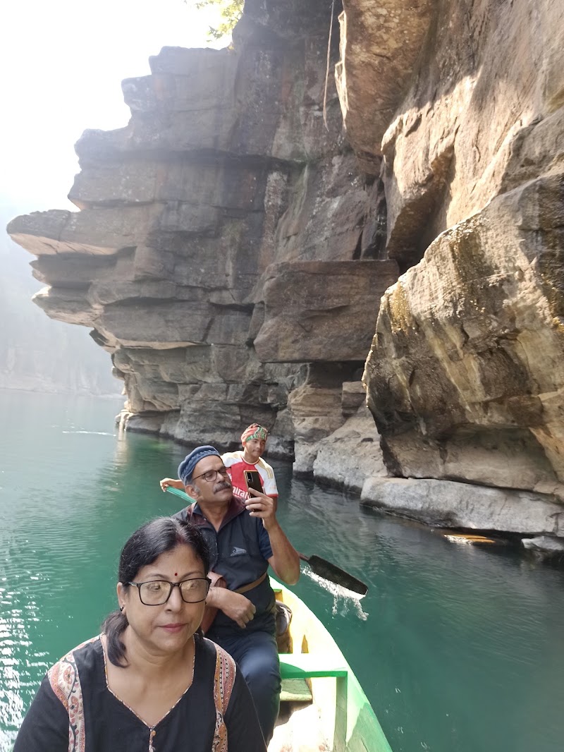 Dawki river view point - Dawki river view point, 52Q9+RCR, Dawki Bridge, Dawki, Meghalaya 793109, India