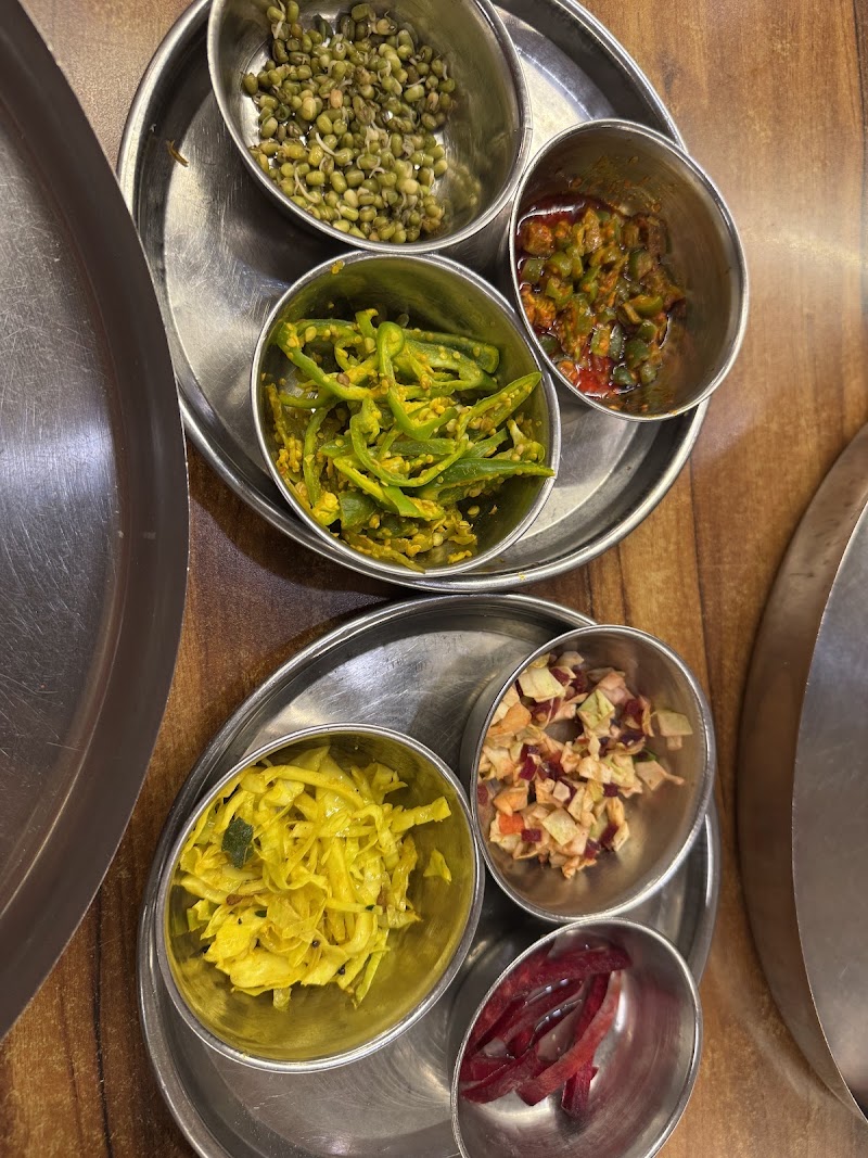 Shree Khodiyar Kathiyawadi Dhaba - Shree Khodiyar Kathiyawadi Dhaba, First floor, 112-116, 100 Feet Rd, near TOWER-A, Satellite, Ahmedabad, Gujarat 380015, India