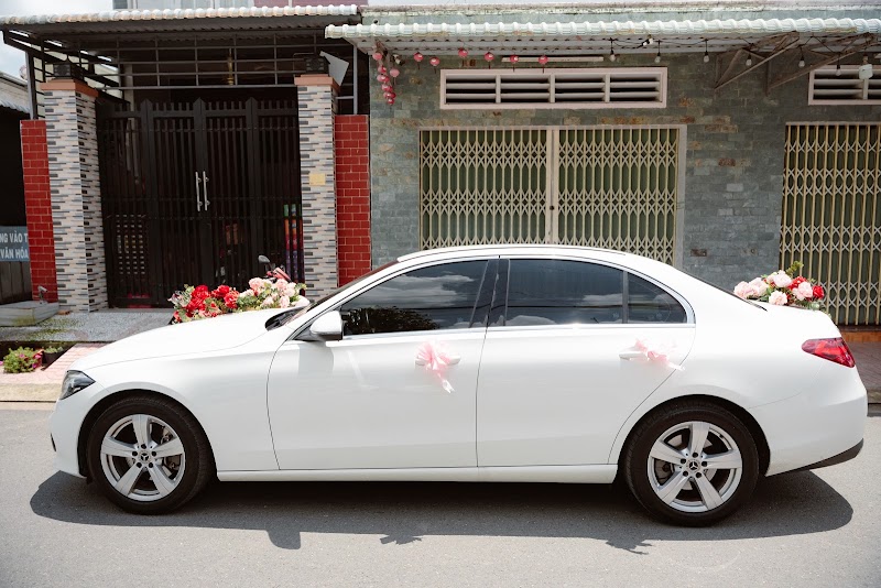 Thanks Travel & Transportation Company Limited, Self-drive car rental for foreigners, Luxury car rental, Alphard car rental, - Thanks Travel & Transportation Company Limited, Self-drive car rental for foreigners, Luxury car rental, Alphard car rental,, Level 11, Vincom Business Center, 72 Lê Thánh Tôn, Street, Sài Gòn, Hồ Chí Minh 10000, Vietnam