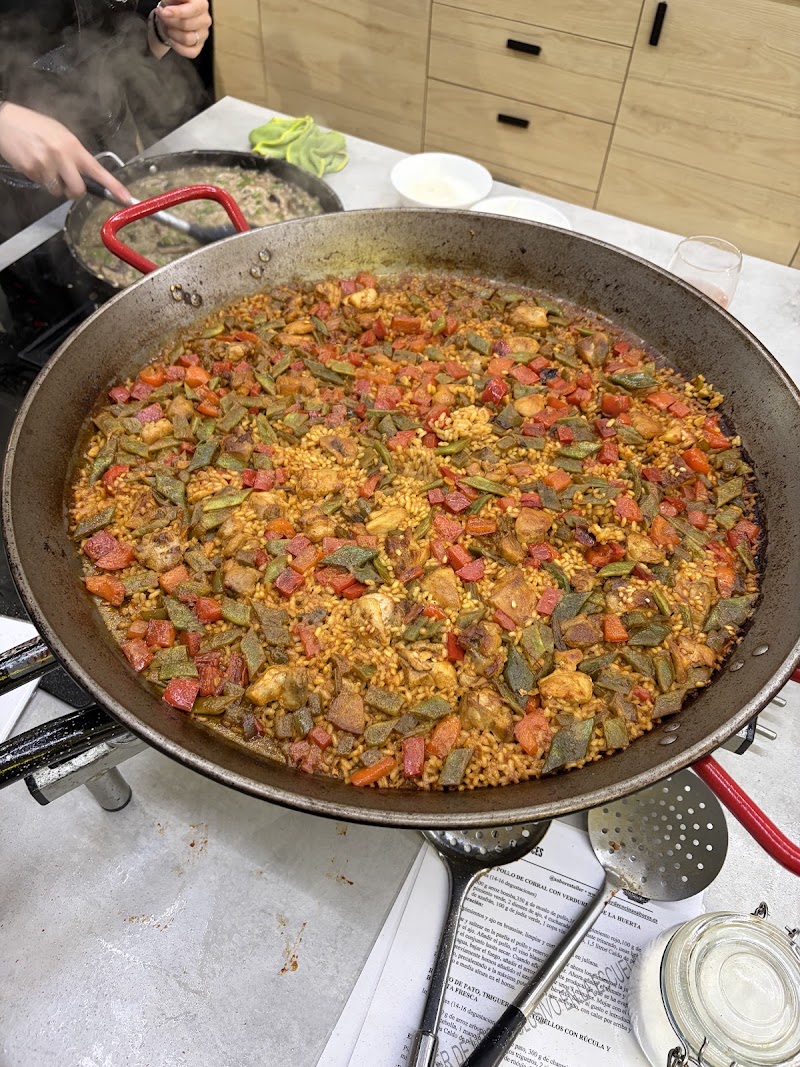 Sabores Taller de Cocina | Cursos de cocina y Eventos - Sabores Taller de Cocina | Cursos de cocina y Eventos, Carrer de Sant Lluís, 58, Gràcia, 08024 Barcelona, Spain