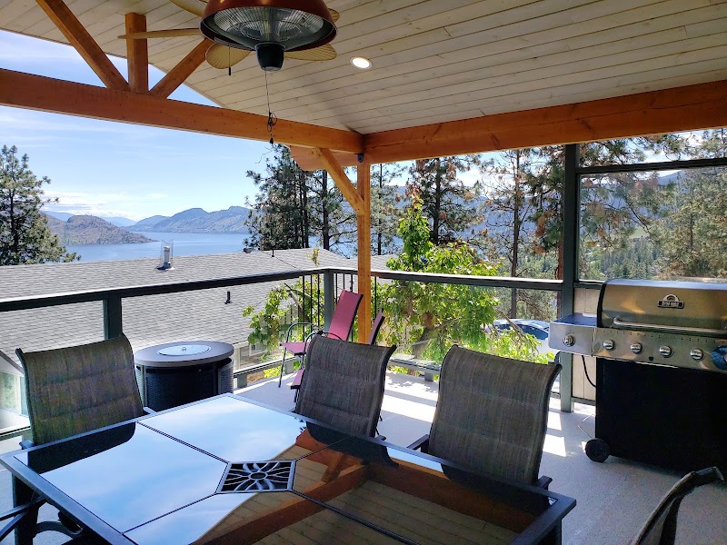 Peachland Eagles Nest B&B - Peachland Eagles Nest B&B 5816 Brown Pl, Peachland, BC V0H 1X4, Canada