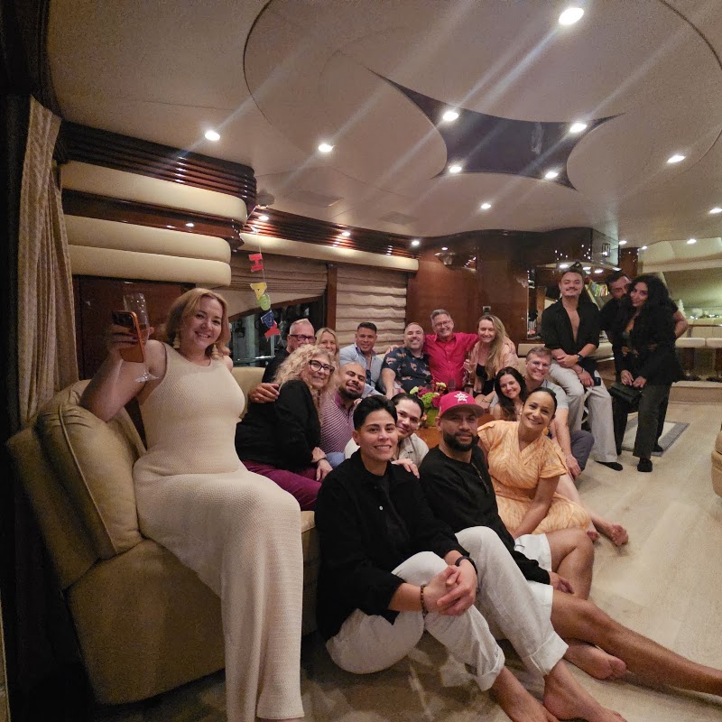 Coastal Yacht Tours - Coastal Yacht Tours Riverside Hotel (behind Boathouse Restaurant, 620 SE 4th St, Fort Lauderdale, FL 33301, USA