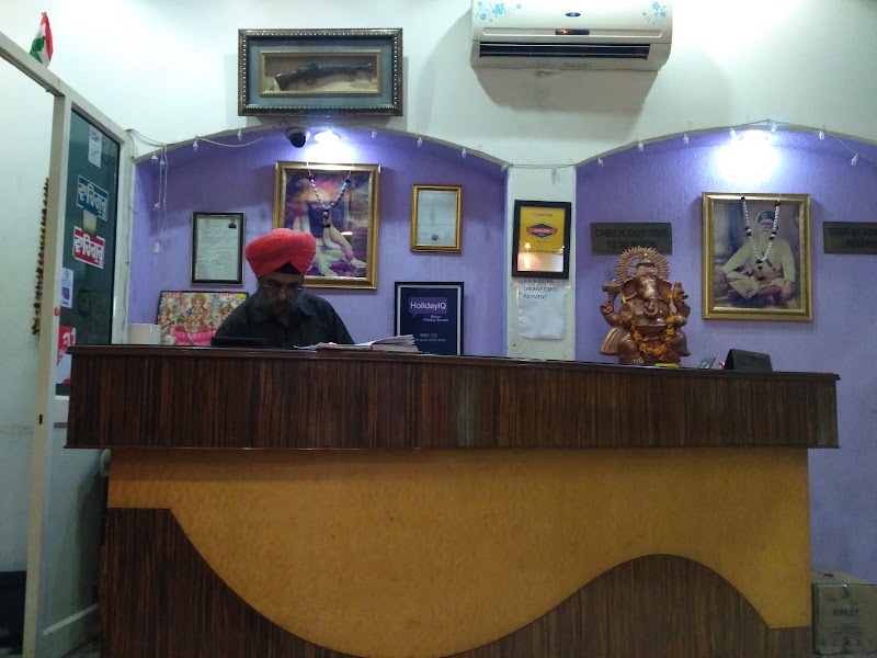 Hotel Heritage Inn - Hotel Heritage Inn, Baba Attal Road, beside World Famous Golden Temple, Atta Mandi, Katra Ahluwalia, Amritsar, Amritsar Cantt., Punjab 143006, India