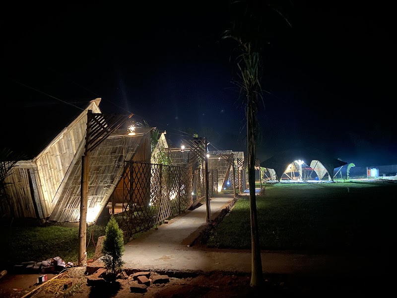 Netarhat art village resort