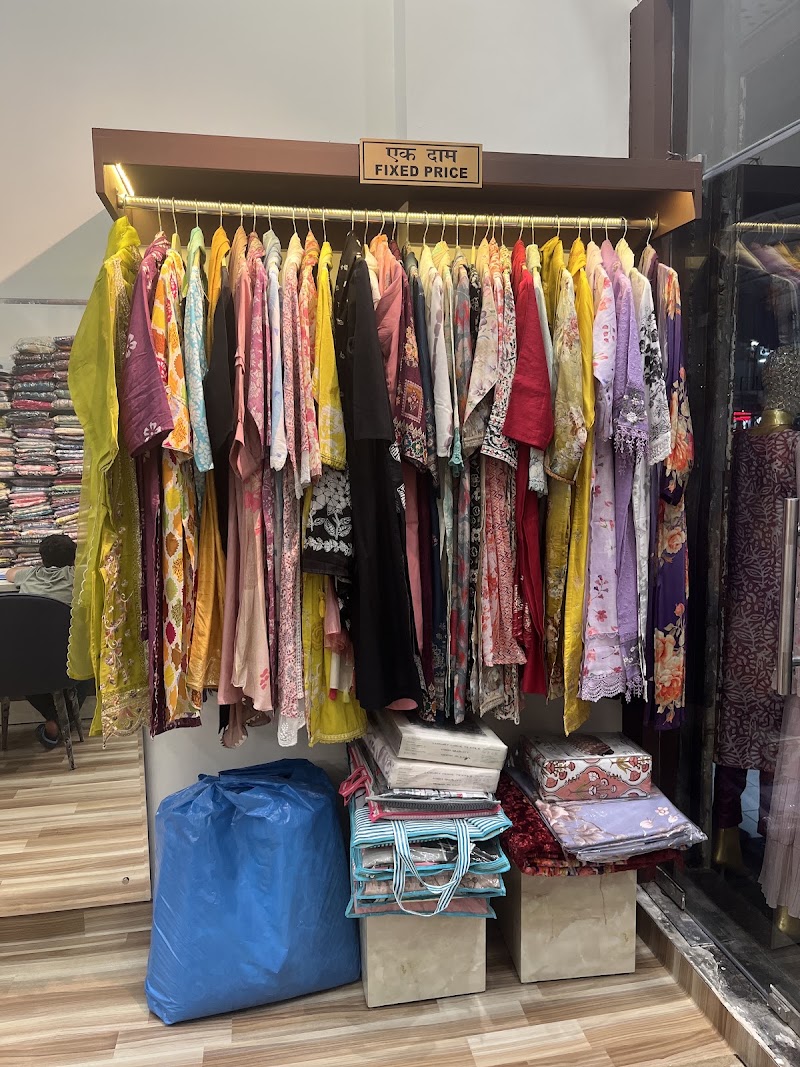 The Vaidehi Attires - The Vaidehi Attires 1st Floor, Sapphire Mall, F-127, Sector 83, Gurugram, Haryana 122012, India