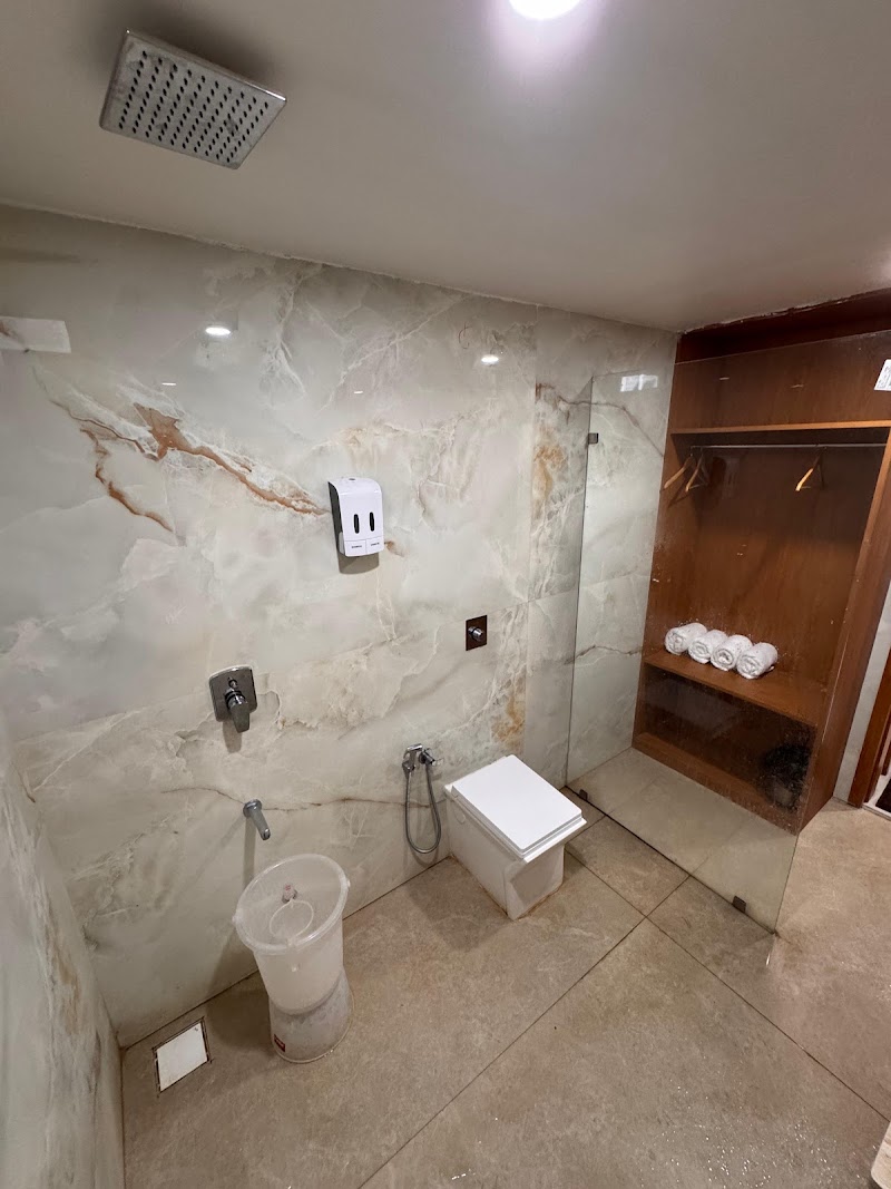 Hotel Madhukta Inn Somnath - Hotel Madhukta Inn Somnath, Somnath Bypass Rd, near Somnath Railway station, Prabhas Patan, Somnath, Gujarat 362268, India