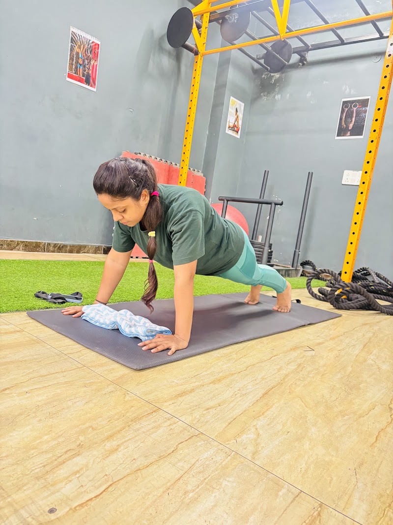 Aryan Yogshala l Yoga Home Classes Gurgaon - Aryan Yogshala l Yoga Home Classes Gurgaon Golf Course Rd, DLF Phase 5, Sector 54, Gurugram, Haryana 122009, India