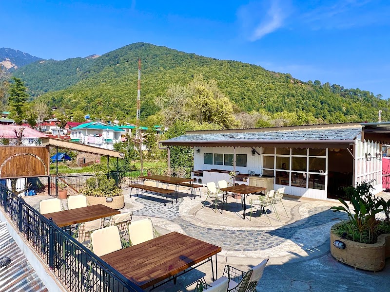 Ara Cafe - Bir - Ara Cafe - Bir, House Number 1393, Village And Post Office Main, opposite Senior secondary school, Bir, Himachal Pradesh 176077, India
