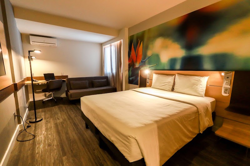 Novotel Itajai - Novotel Itajai, R. Lauro Muller, 170 - Centro, Itajaí - SC, 88301-400, Brazil