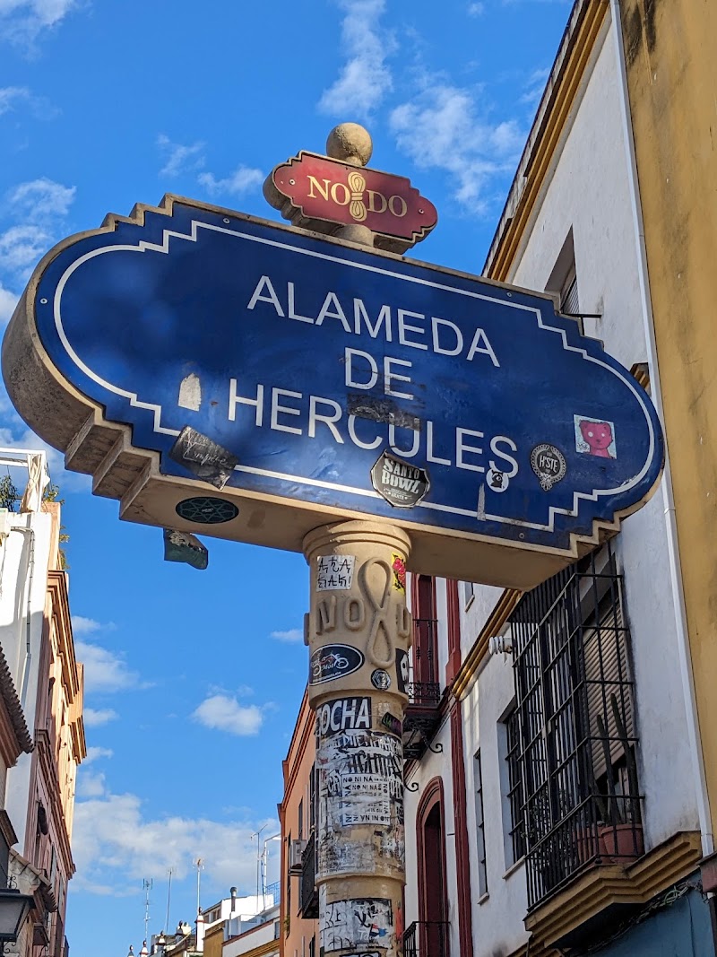 Alameda de Hércules - Alameda de Hércules Alameda de Hércules, s/n, Casco Antiguo, 41002 Sevilla, Spain