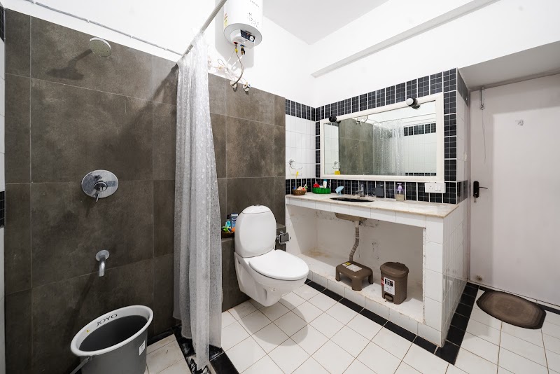 BYOC Hostels - BYOC Hostels 174, 2nd A Cross Rd, 2nd Stage, Stage 2, Domlur, Bengaluru, Karnataka 560071, India