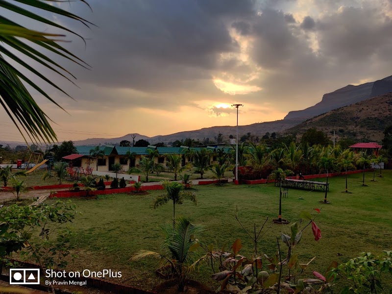 Twin mountain farm Resort - Twin mountain farm Resort Ghoti Trimbak Rd, Pahine, Bhilmal, Maharashtra 422212, India