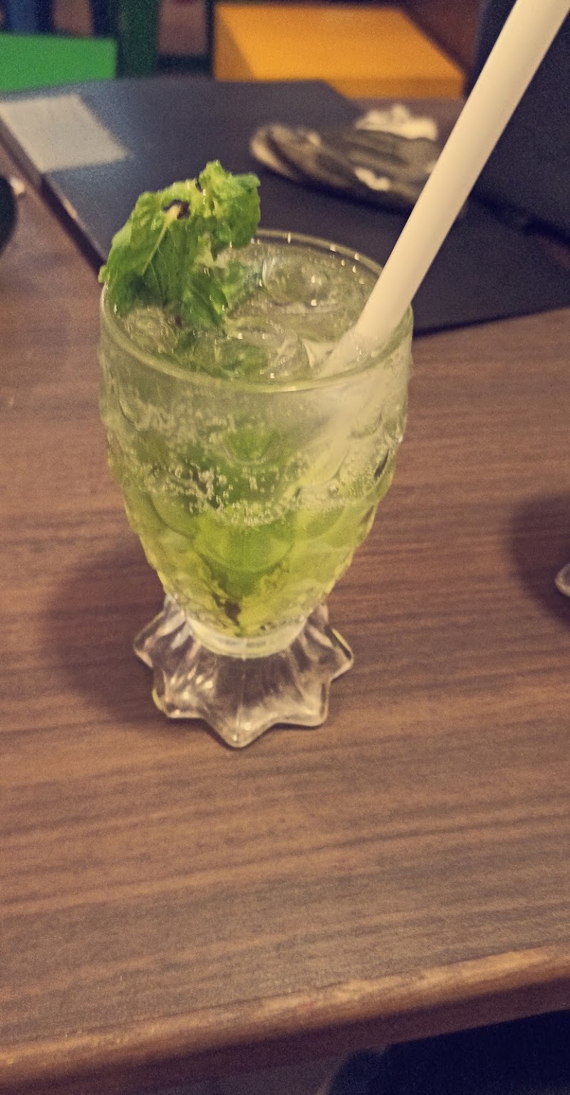 Nature's Cafe - Nature's Cafe 408 Indrapuri Colony Street Number 3, Khandwa Rd, opposite of DAVV, Indrapuri Colony, Bhanwar Kuwa, Indore, Madhya Pradesh 452001, India
