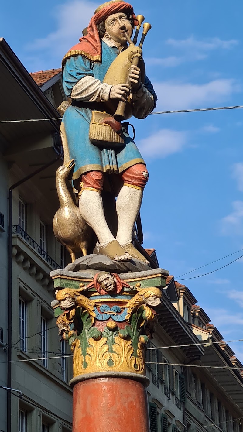 Pfeiferbrunnen - Pfeiferbrunnen Spitalgasse, 3011 Bern, Switzerland