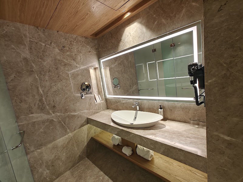 Grand Imperia hotel - Grand Imperia hotel VIP Rd, Vishal Nagar, Raipur, Chhattisgarh 492006, India