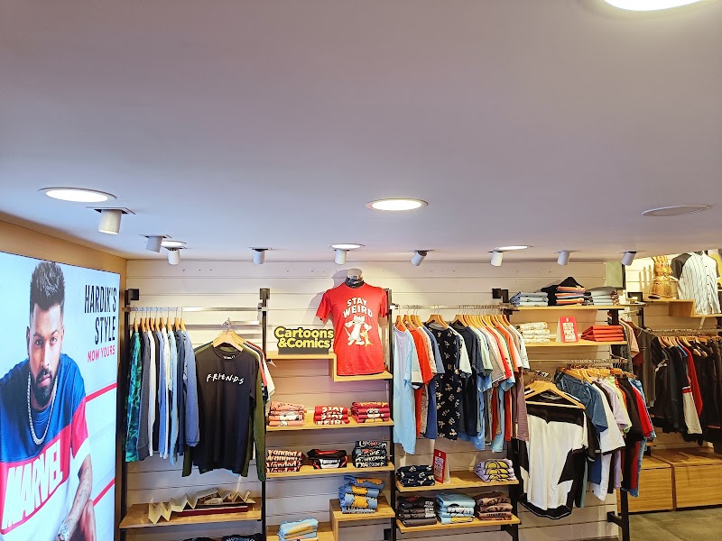 The Souled Store, Bandra - The Souled Store, Bandra 2, C2, Gr & 1st floor, SN, FA05, FB01, New kamal CHS, PLOT NO.28, Khar, Bandra West, Mumbai, Maharashtra 400050, India