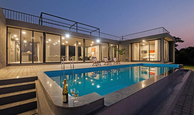 StayVista at Villa Meer | Premium Holiday Home with Private Pool in Nashik - StayVista at Villa Meer | Premium Holiday Home with Private Pool in Nashik, next to York Winery, Gangapur, Sawargaon, Nashik, Maharashtra 422222, India