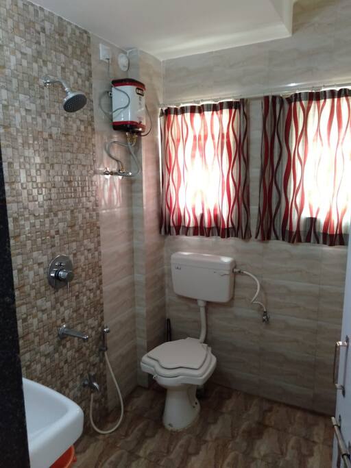 Home on the foothills - Home on the foothills, Vastu Nirmiti landmark, Ratrani 6 Wai Panchgani Mahabaleshwar road Sidhanthawadi rural, Wai, Yashwantnagar, Maharashtra 412804, India