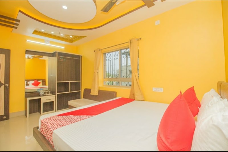 Kalpana lodge cum restrurent - Kalpana lodge cum restrurent bhabesh petrol pump, VIP Rd, PCRA Colony, Siliguri, Dabgram, West Bengal 734004, India