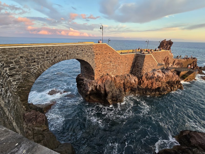 Praia da Ponta do Sol - Praia da Ponta do Sol, 9360-215 Ponta do Sol, Portugal