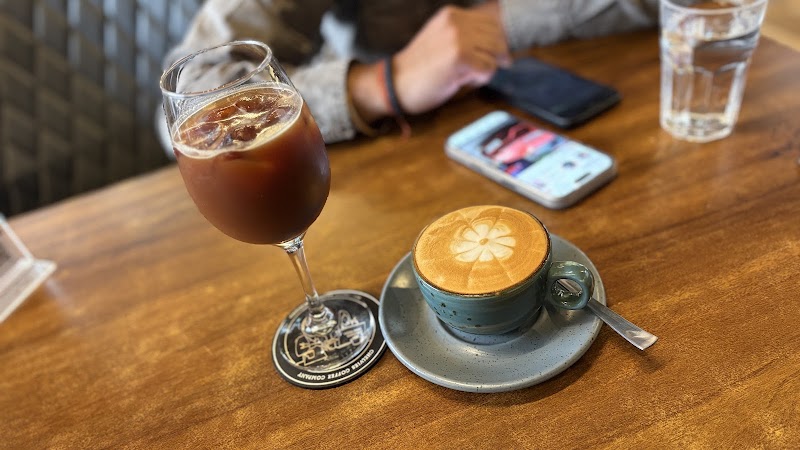 Chelvies Coffee - Chelvies Coffee Shop No. 12, Ground Floor, Golf Course Rd, Parsvnath Exotica, DLF Phase 5, Sector 53, Gurugram, Haryana 122011, India