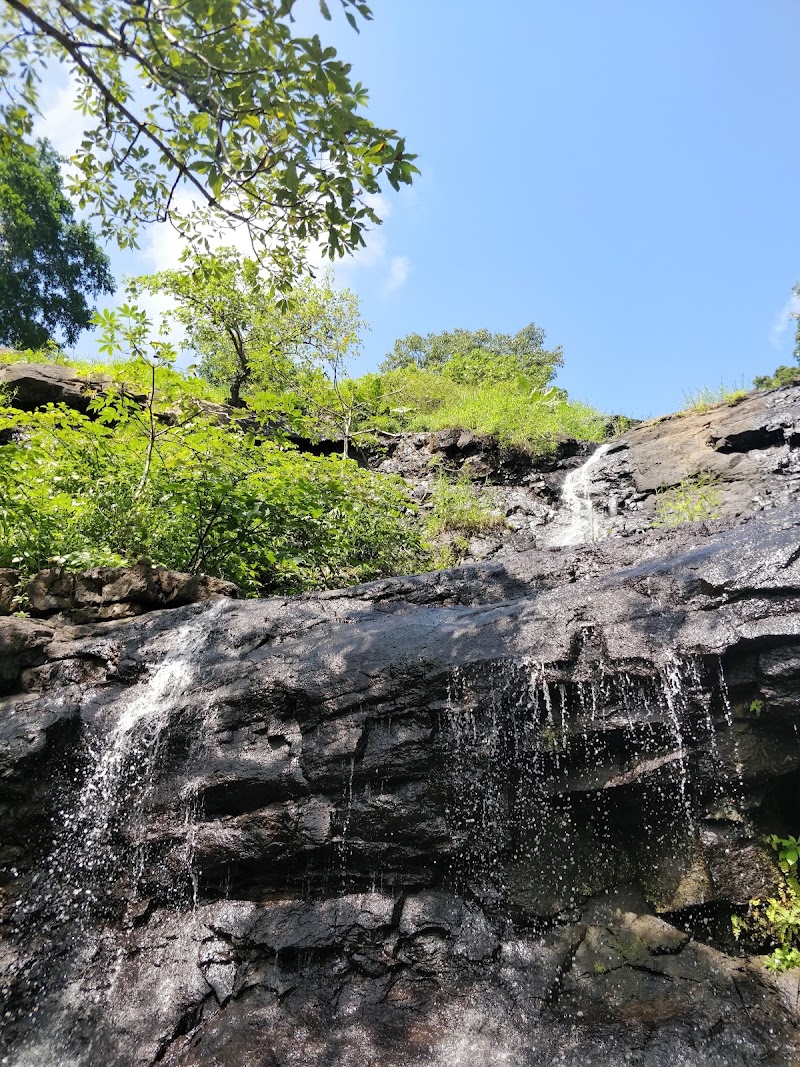 Twin waterfalls - Twin waterfalls, GJMR+8H4, Ghatghar, Chondhe Bk., Maharashtra 421601, India