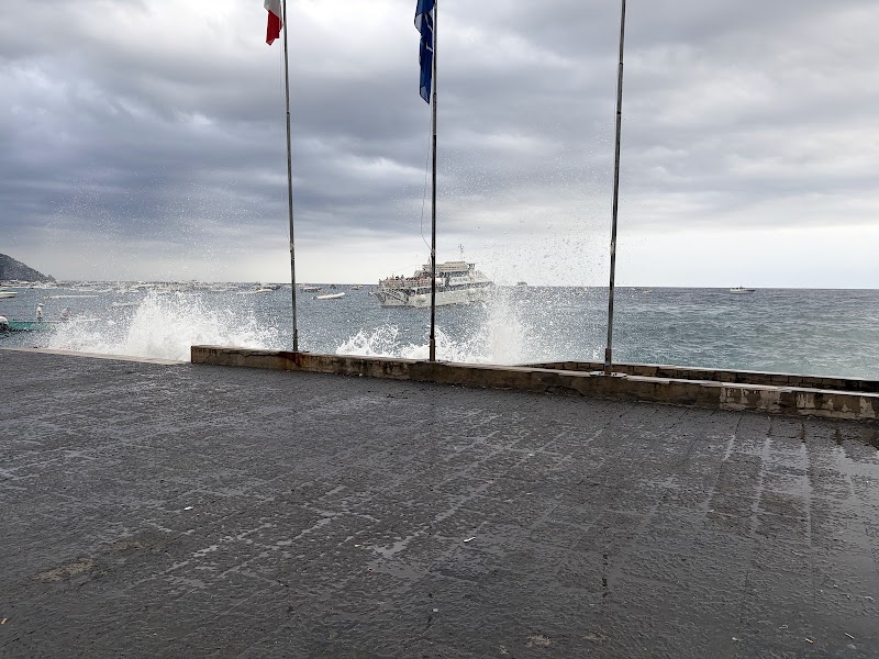Travelmar Ticket Office - Travelmar Ticket Office, Spiaggia Grande, 84017 Positano SA, Italy