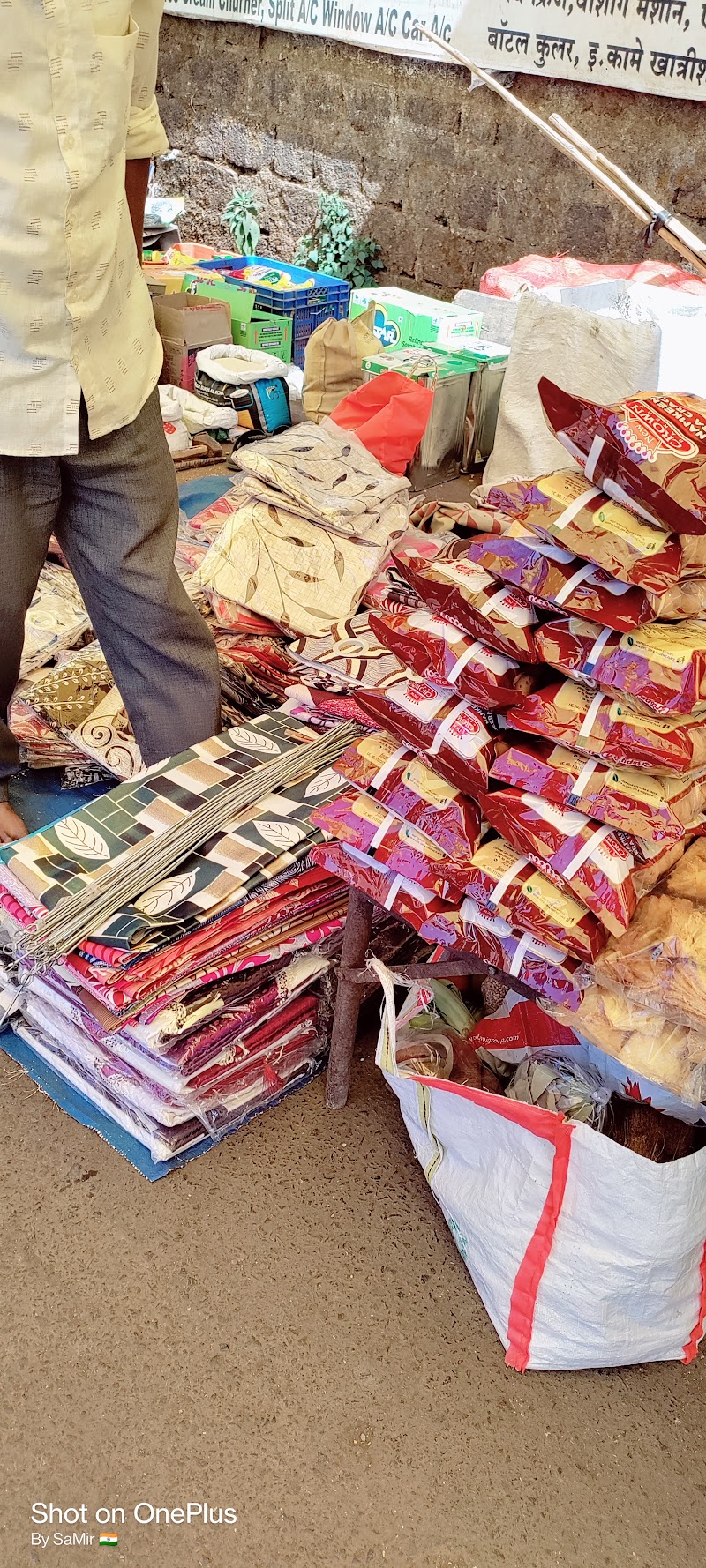 Mangalwar Market - Mangalwar Market, WMF7+548, Mahabaleshwar, Maharashtra 412806, India