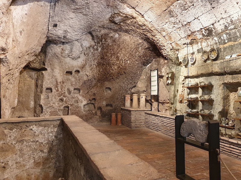 Pozzo della Cava - Pozzo della Cava, Via della Cava, 28, 05018 Orvieto TR, Italy