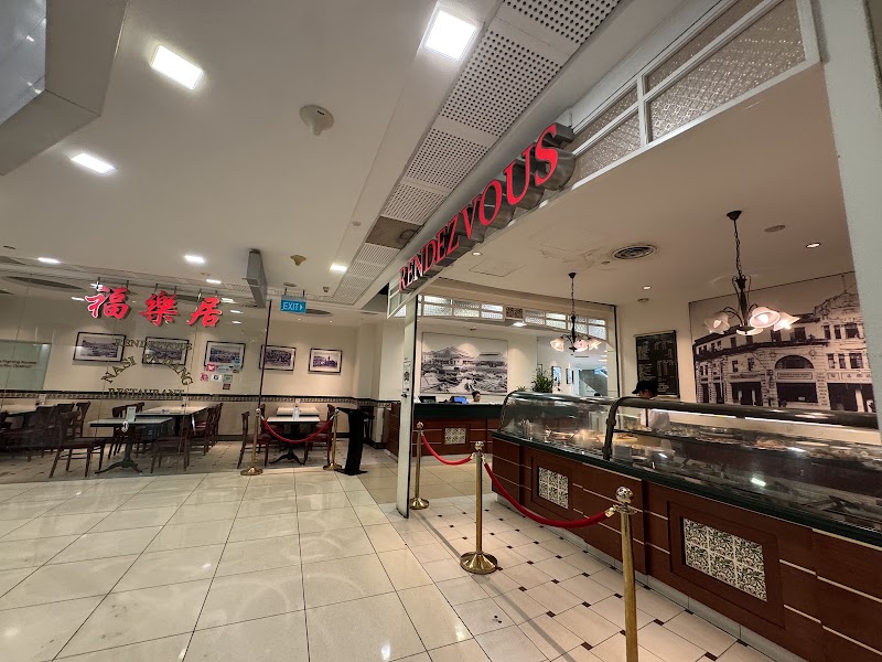 Clarke Quay Central - Clarke Quay Central 6 Eu Tong Sen St, Singapore 059817