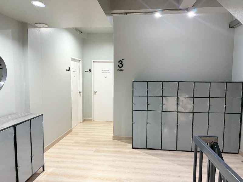 The August Hostel - The August Hostel 2, 2 Singharat Rd Old City Tambon Si Phum, Amphoe Mueang Chiang Mai, Chang Wat Chiang Mai 50200, Thailand