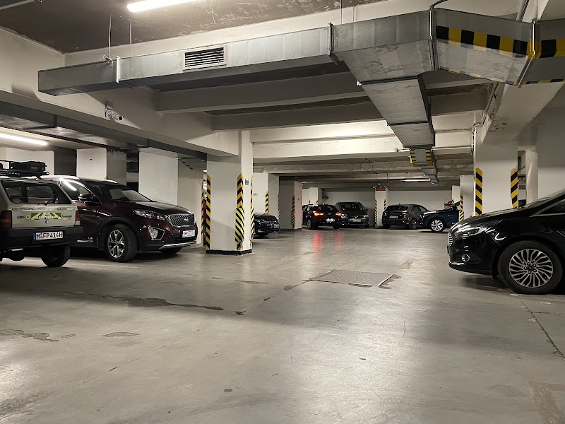 [P] Central Parking Prague - [P] Central Parking Prague, 15, Karlovo nám. 292, Nové Město, 120 00 Praha-Praha 2, Czechia