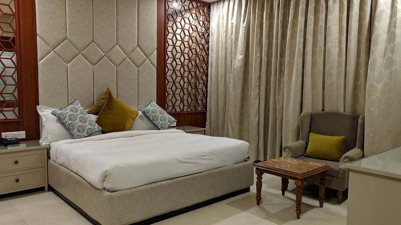 Amritam Palace(A Unit Of Hotel Holidays Desert) - Amritam Palace(A Unit Of Hotel Holidays Desert) Jaisalmer Bypass Rd, near Dali Bai Circle, Vinayak Vihar, Gopal Bari, Jodhpur, Rajasthan 342014, India