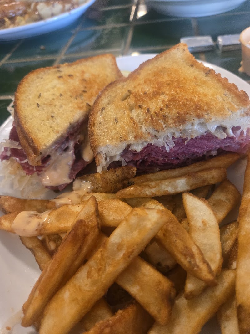 Hannah Flanagan's Pub & Eatery - Hannah Flanagan's Pub & Eatery 300 N Main St, Hendersonville, NC 28792, USA