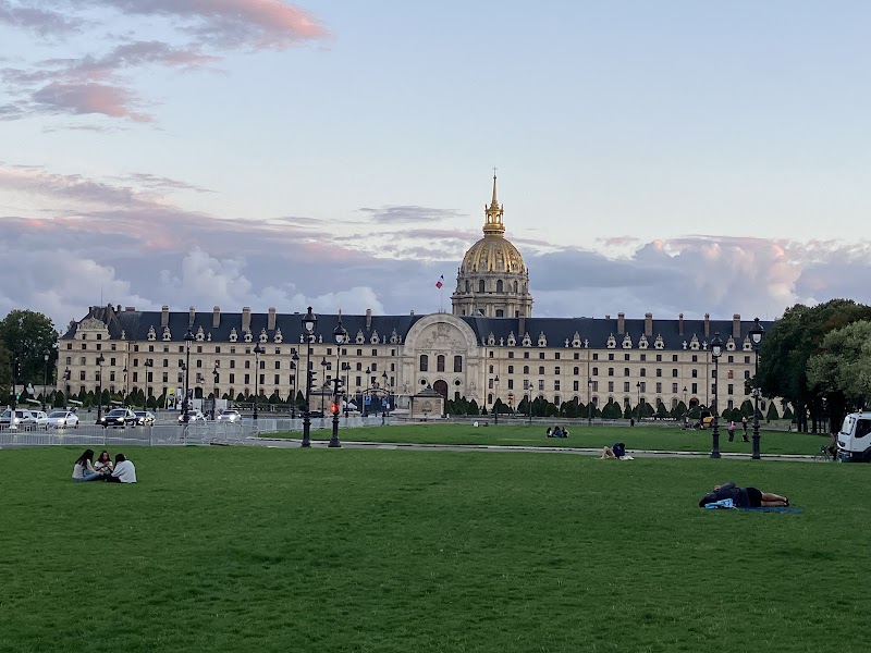 Paseando por Europa - París - Paseando por Europa - París, 130 Av. des Champs-Élysées, 75008 Paris, France