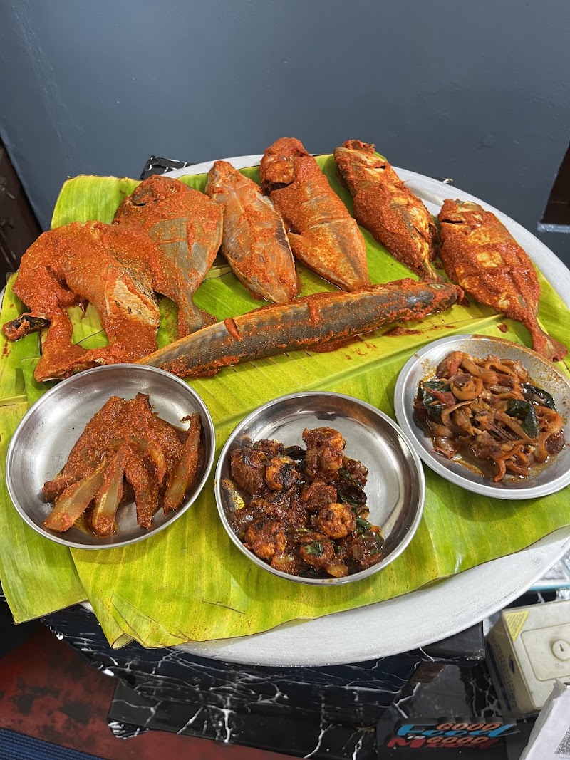 Kushal mess - Kushal mess FX33+RPP, Kushalnagar, Karnataka 571234, India