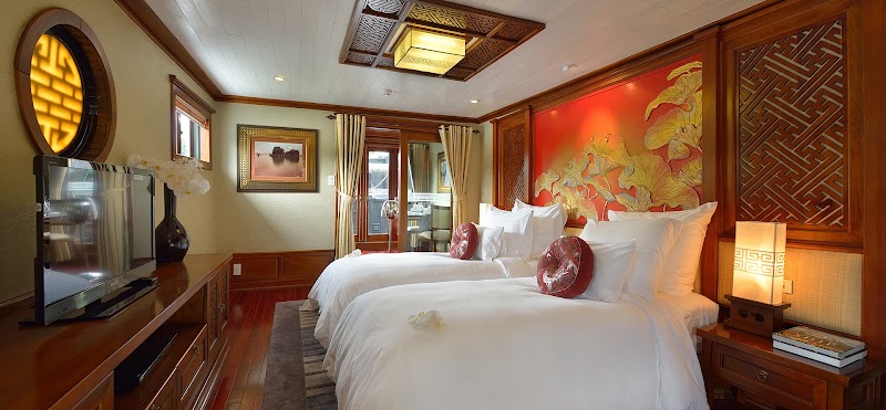 Paradise Peak Cruise - Paradise Peak Cruise, Gate 01, Tuan Chau Marina, Halong Bay, Halong, Quảng Ninh 200000, Vietnam