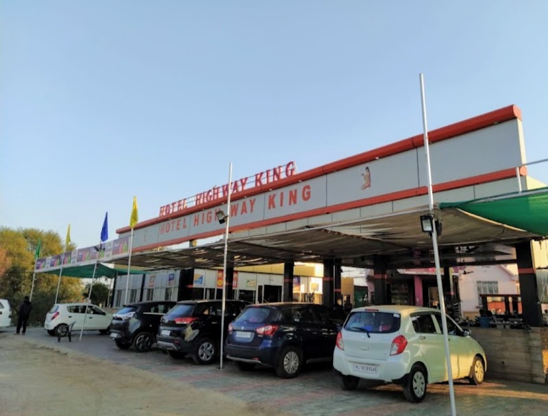 Hotel Highway King Agra Road Kandoli - Hotel Highway King Agra Road Kandoli, N.H.21 Kandoli, Dausa, Rajasthan 303501, India