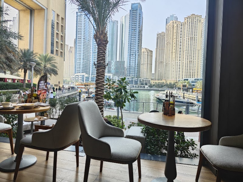 Osteria Mario Marina - Osteria Mario Marina 13 - Marina, Moon Tower - Retail 09 شارع السوايب - مرسى دبي - Parking: Marina - دبي - United Arab Emirates