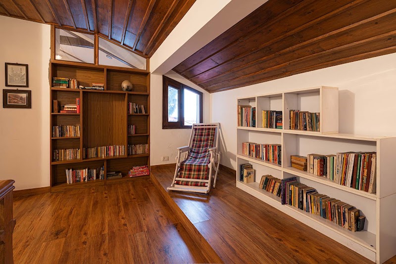 StayVista at Destine Villa in Shalu Khurd | 4 BHK Luxury Villa - StayVista at Destine Villa in Shalu Khurd | 4 BHK Luxury Villa, Shalu Khurd, Himachal Pradesh 173220, India