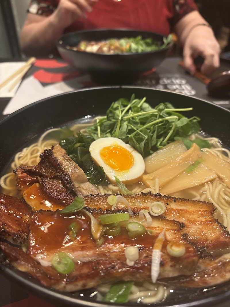 wagamama glasgow city centre - wagamama glasgow city centre, 97 W George St, Glasgow G2 1PB, UK