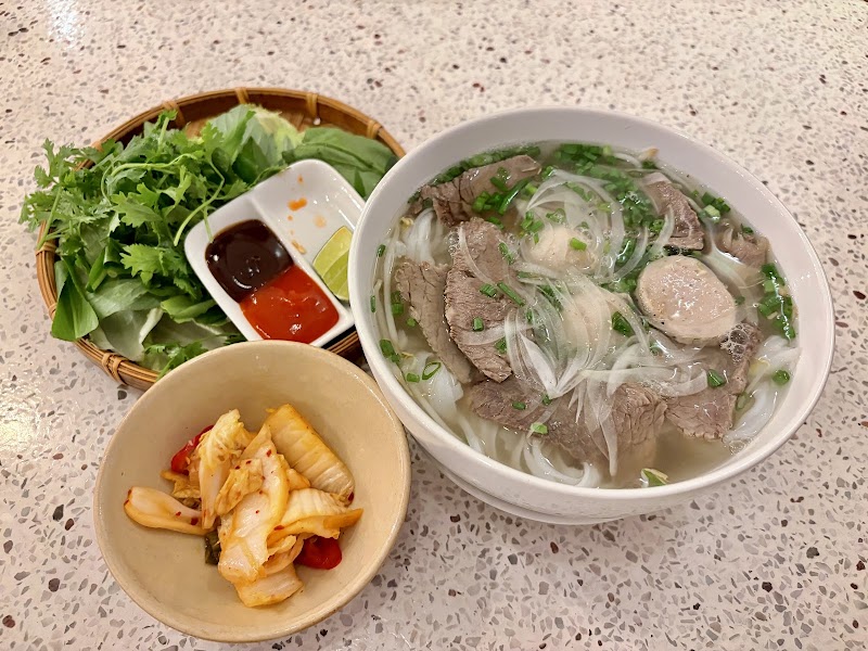 Vị Việt Quán - Vị Việt Quán, 22 Đ. Nguyễn Trung Trực, Nha Trang, Khánh Hòa 650000, Vietnam