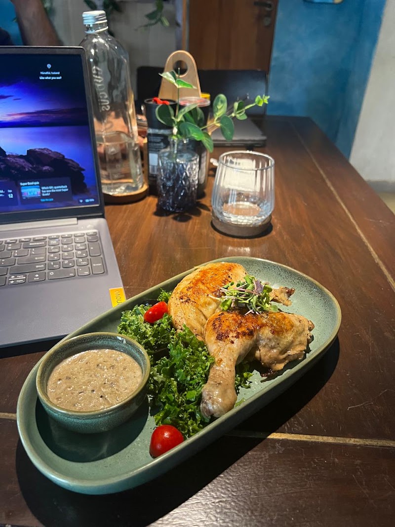 The Deli, Bandra - The Deli, Bandra, Anand Villa 30, Pali Mala Rd, off Carter Road, Bandra West, Mumbai, Maharashtra 400050, India