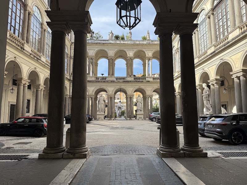 Palazzo Borghese - Palazzo Borghese, Piazza Borghese, 00186 Roma RM, Italy
