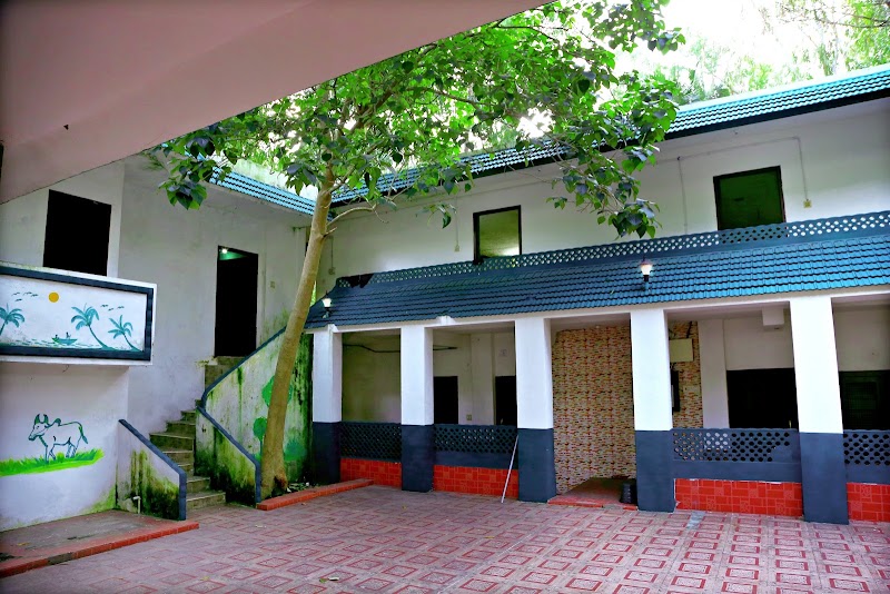 Hotel Green Park Resort And Restaurant - Hotel Green Park Resort And Restaurant 6/4,Cuddalore main road, chunnambar boat house, chunnambar boat house, 6, Cuddalore Road, Edayarpalayam, Puducherry 605007, India