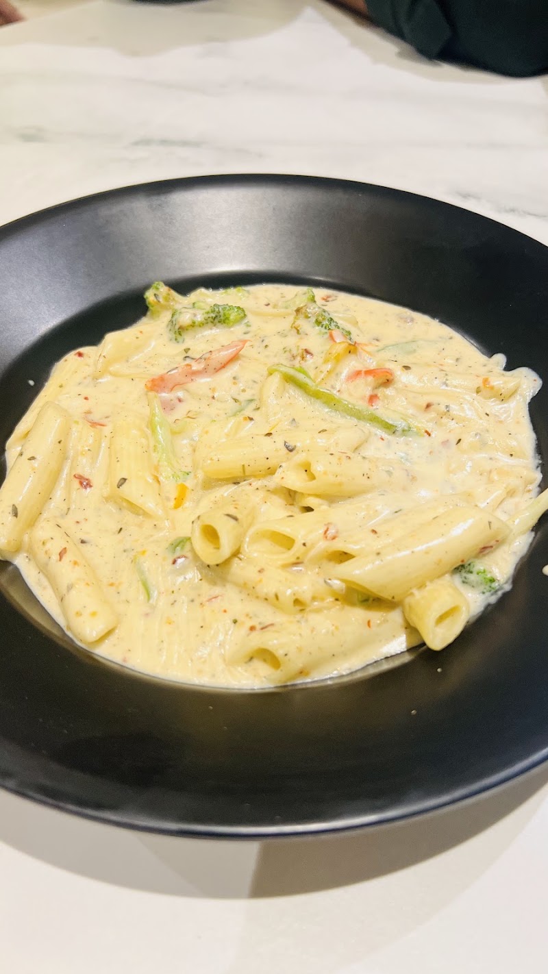 Wok n Talk Fine Dine Cafe - Wok n Talk Fine Dine Cafe, infront of IDFC FIRST BANK, Pujari Complex, Dharam Nagar, Tagore Nagar, Raipur, Mathpurena, Chhattisgarh 492001, India