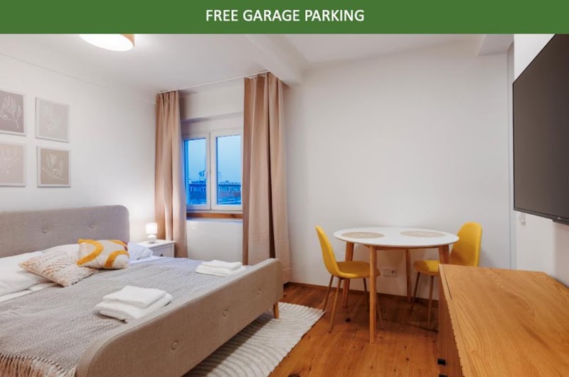 1 Bedroom Apartment With Terrace And View - 1 Bedroom Apartment With Terrace And View, Malá Plynární 1420/6, 170 00 Praha 7-Holešovice, Czechia