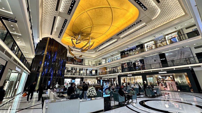 Hermès New Delhi - The Chanakya - Hermès New Delhi - The Chanakya The Commercial Complex, Yashwant place, G8-G9, Chankya Cinema Ln, Chanakyapuri, New Delhi, Delhi 110021, India