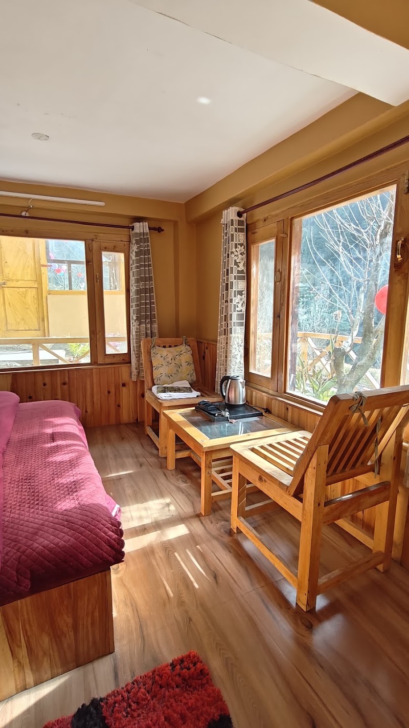 Jibhi Diaries Homestay - Jibhi Diaries Homestay Village ghiyagi post office jibhi, tehsil, Banjar, Ghiyagi, Himachal Pradesh 175123, India